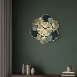 Metal Wall Clock Motive Design Modern Decorative Wall Clock